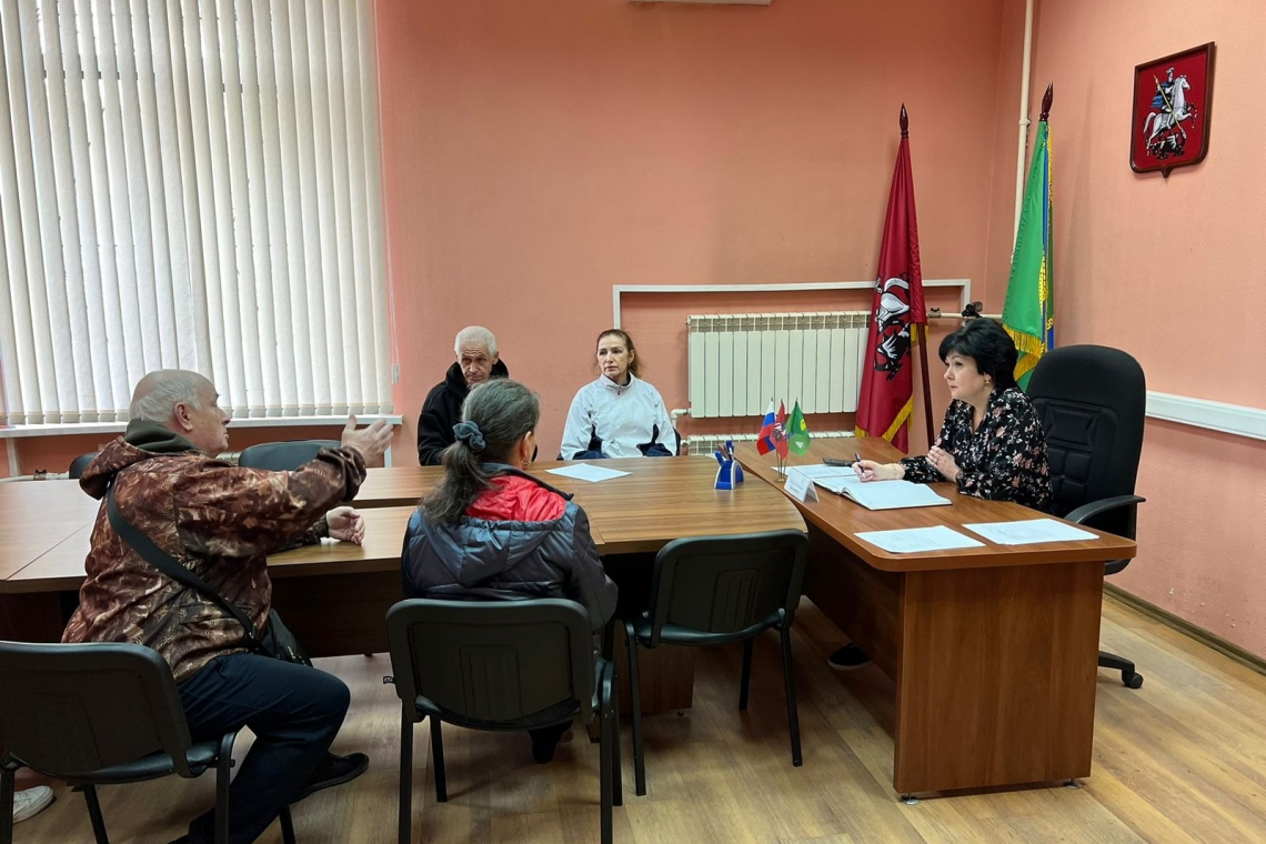 Глава МО провела прием жителей