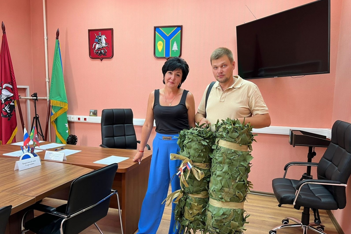 Волонтеры привезли маскировочные сети для наших бойцов