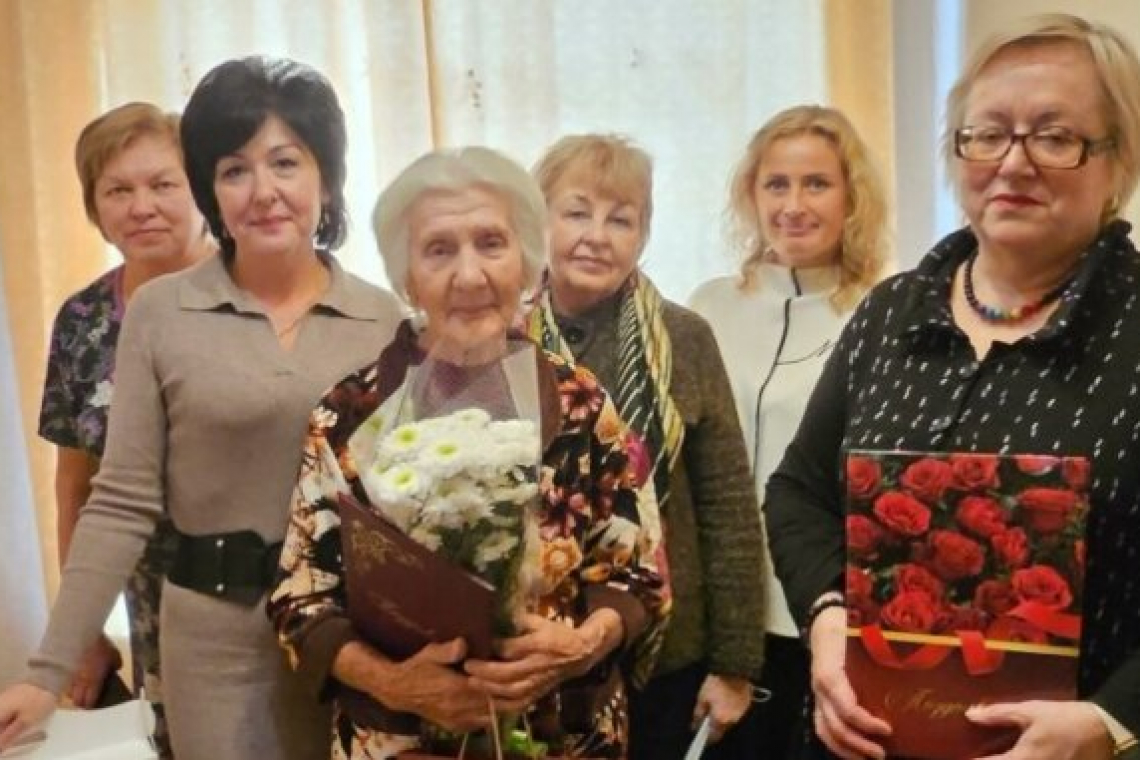 Зоя Ивановна Царькова из Акулова отметила юбилей