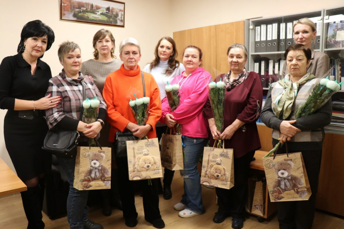 Приближается один из самых важных праздников - День матери
