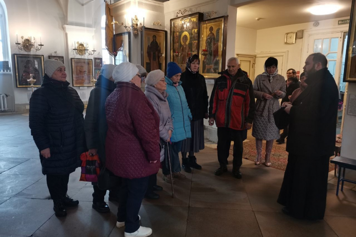 В преддверии великого праздника Светлой Пасхи посетили храм Святого Димитрия Солунского в Восточном