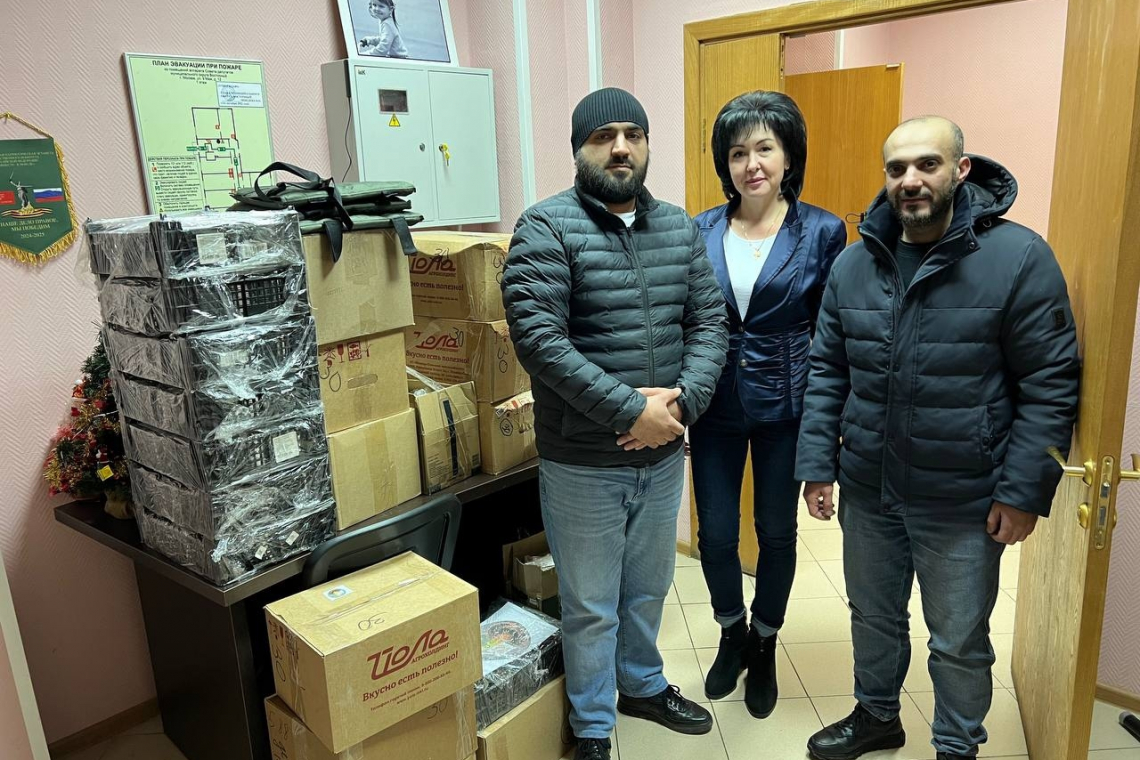 Сегодня от наших активных жителей поступила очередная партия гуманитарной помощи