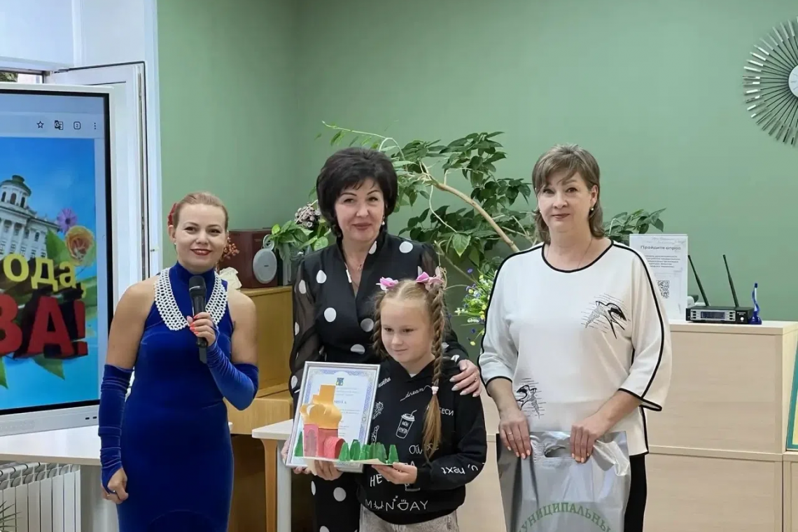 В библиотеке №89 прошёл яркий и душевный праздничный концерт, посвящённый Дню города